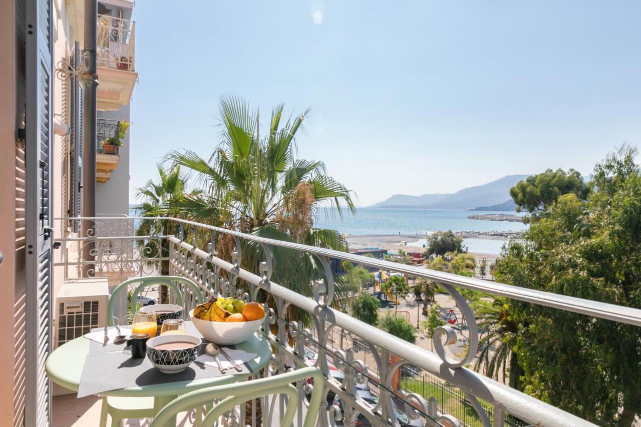 Ventimiglia City Center With Sea View Bagian luar foto